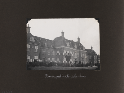 222657 Gezicht op het Homoeopathisch Ziekenhuis (Wethouder Diemontlaan 21) te Oudenrijn.N.B. Deze straat is per 1 jan. ...